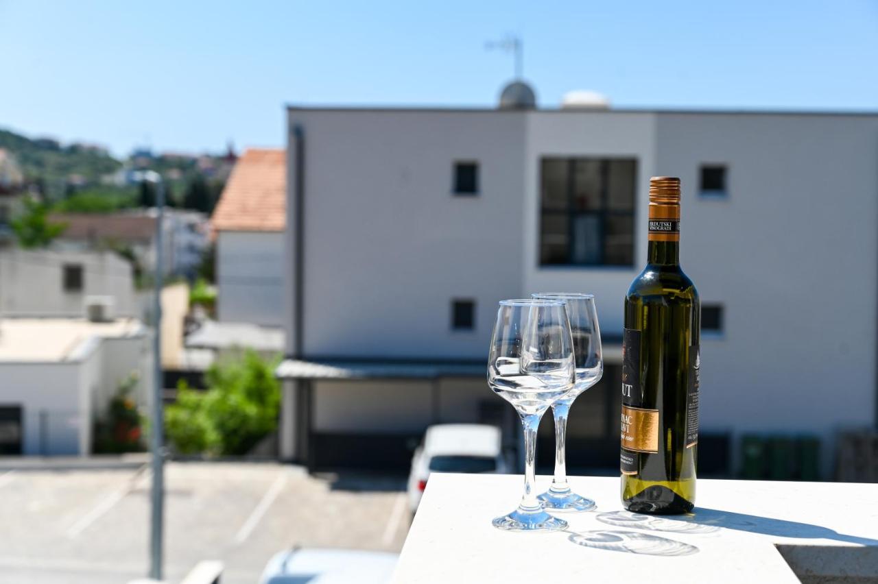 Apartment Laura, Free Parking, Balcony, 4 Ppl Trogir Luaran gambar