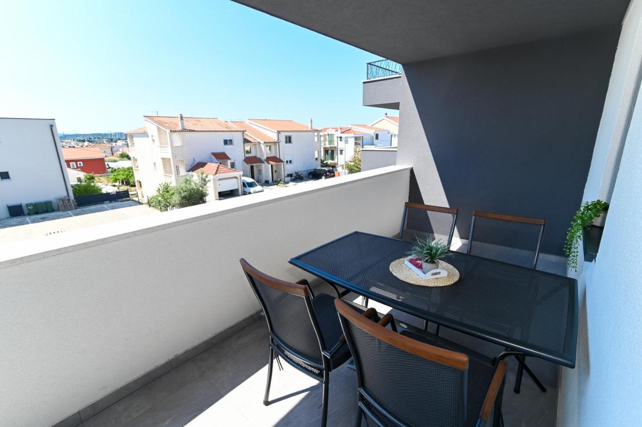 Apartment Laura, Free Parking, Balcony, 4 Ppl Trogir Luaran gambar